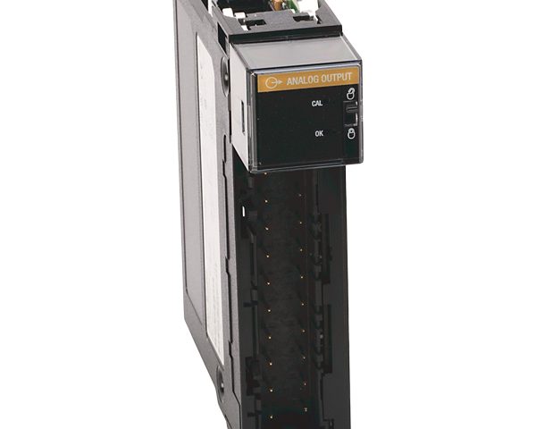 Allen Bradley 1756-OF8 /A ControlLogix 8-Ch Current/Voltage Analog Output