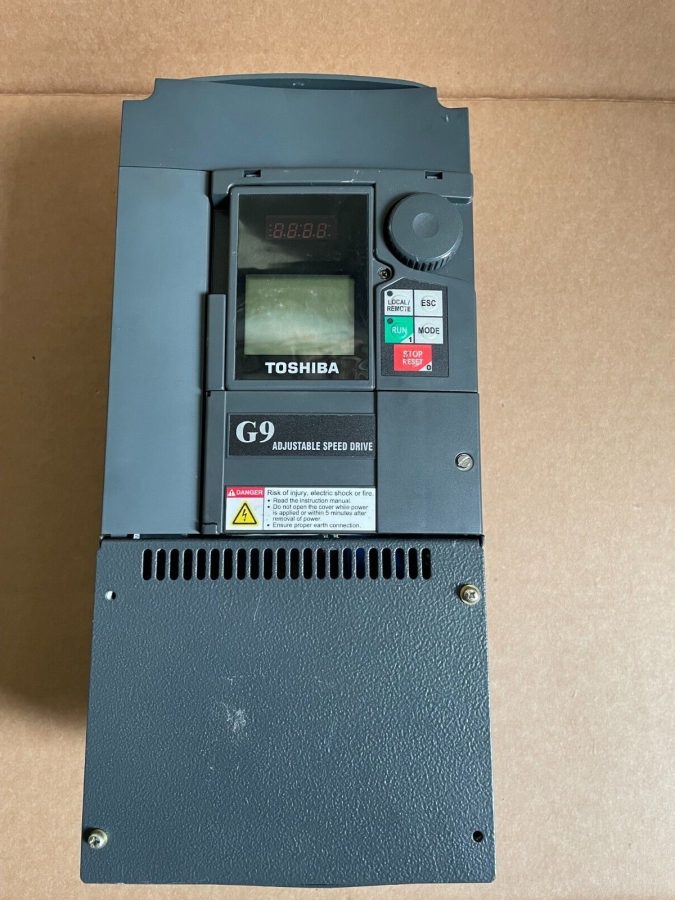 TOSHIBA VFAS1-4075PL-X9 380/480V Transistor Inverter